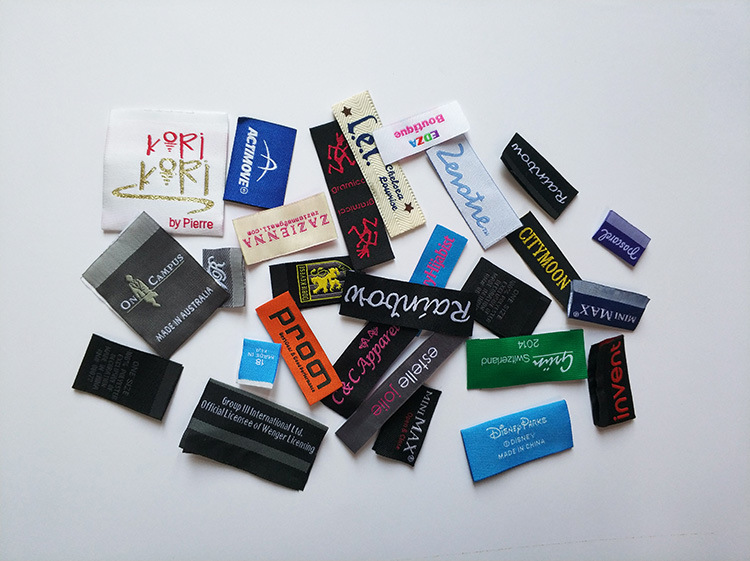 洗水嘜的常用材料有哪些？專業服裝輔料印刷廠家介紹